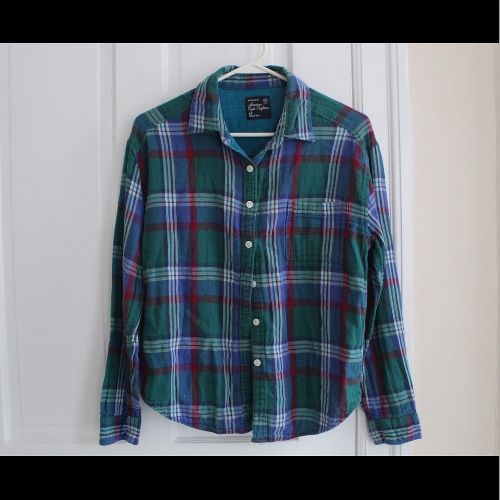 🎈American Eagle Boyfriend Fit Button Down